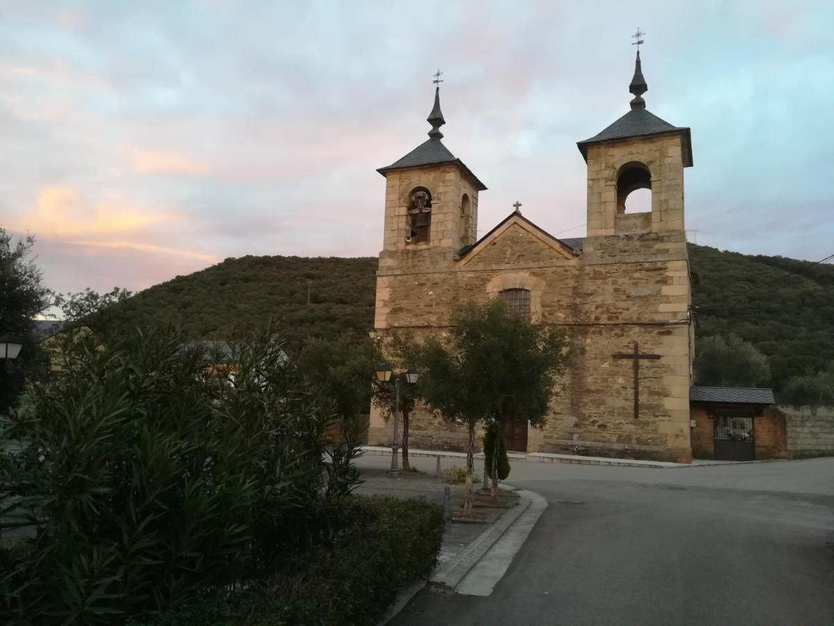 Las 3 Negrillas Toral de Merayo Exterior photo